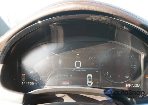 2015 Cadillac Xts Premium z USA, uszkodzony, nr VIN 2G61P5S32F9261202